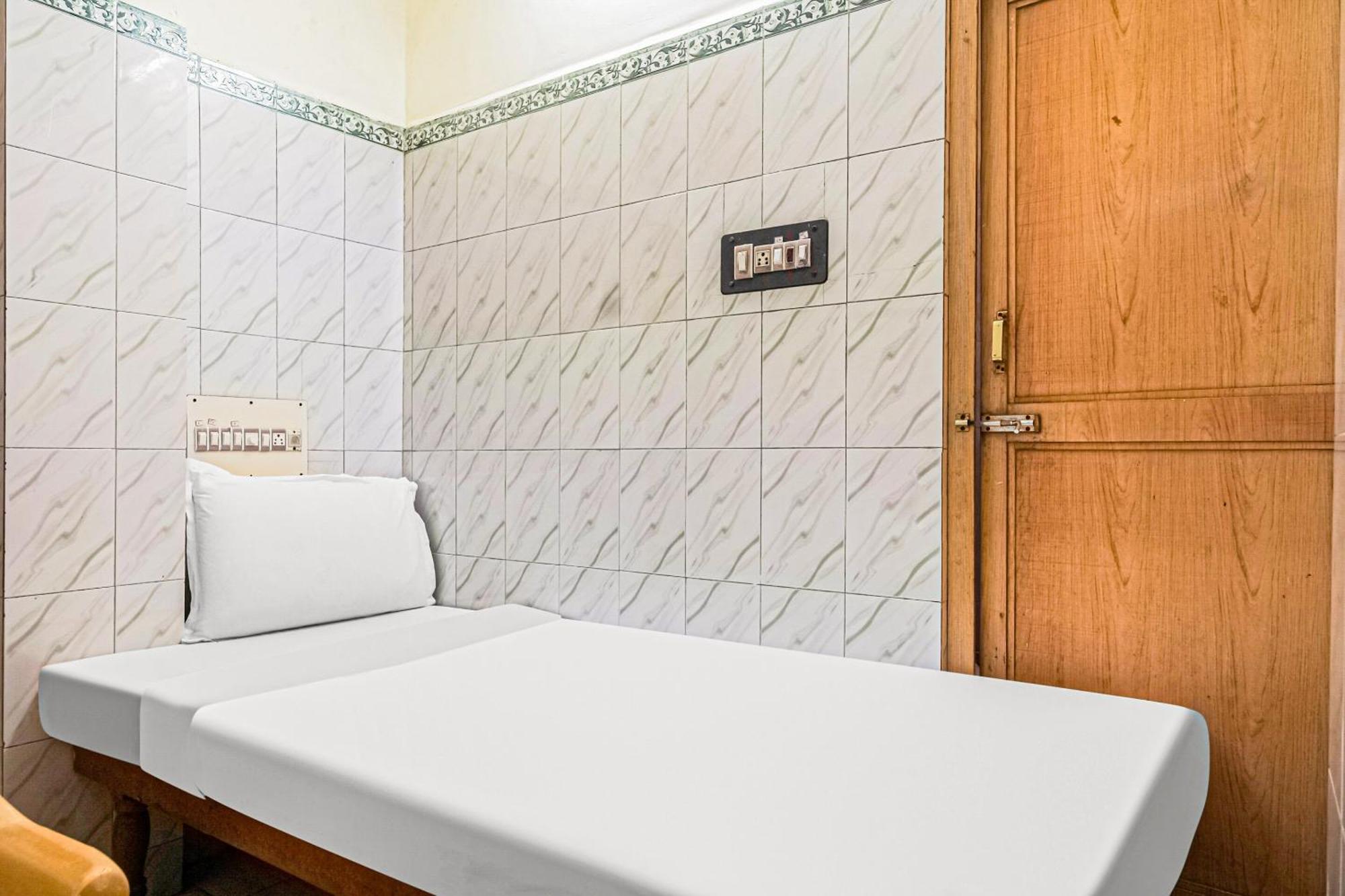 Spot On Venkata Sai Residency Hotel Tirupati Kültér fotó